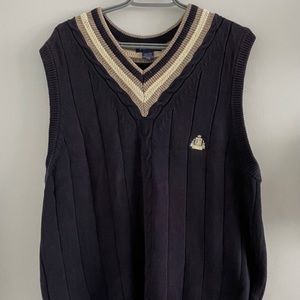 Large IZOD V-neck sweater vest